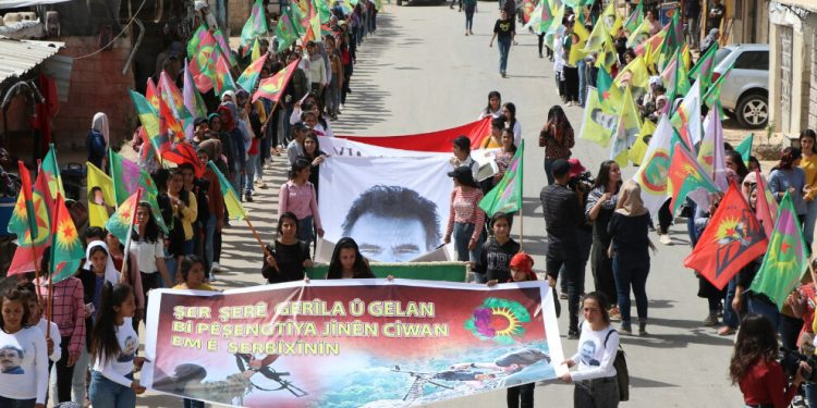 Yekîtîya Jinên Ciwan işgal saldırılarını ve KDP ihanetini protesto etti