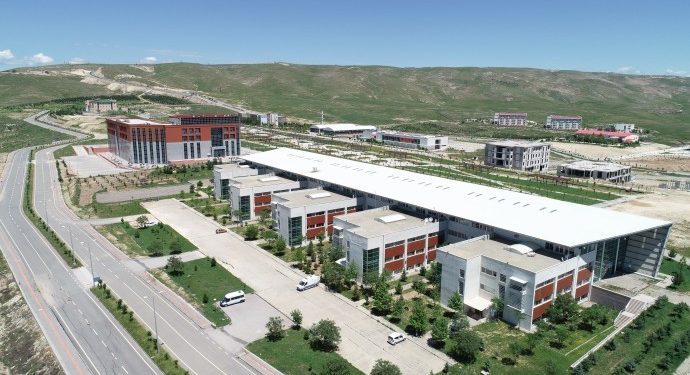 Êlih’de KYK yetkilisi öğrencileri tehdit etti; Geceyi nezarette geçirirsiniz