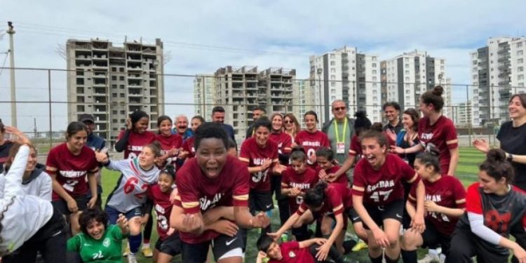 Amedspor Kadın Takımı seyircisiz oynadığı maçta rakibini 4-0 yendi