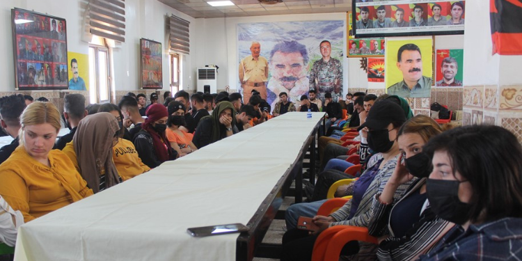 Şengal’de gençler ve genç kadınlardan 4 Nisan vesilesiyle seminer