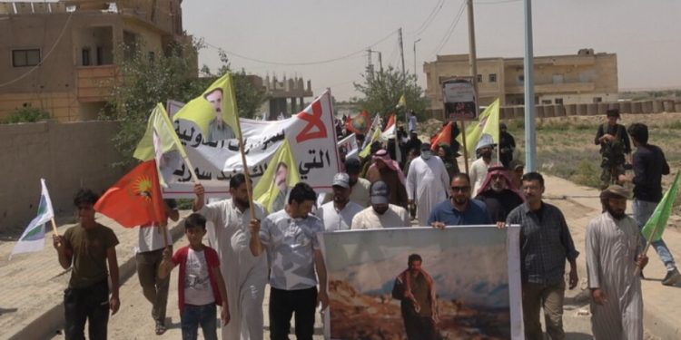 Dêrazor halkı işgal saldırılarını protesto etti