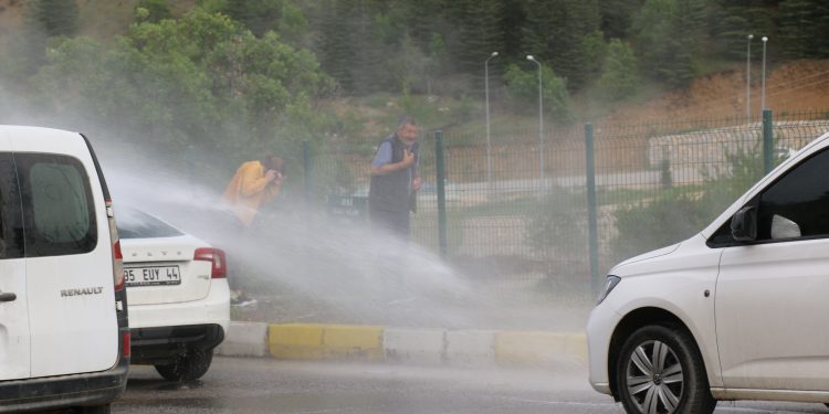 TC’nin korkusu dinmiyor: Aysel Doğan’ın cenazesi sadece aile bireylerinin katılımı ile defnedildi