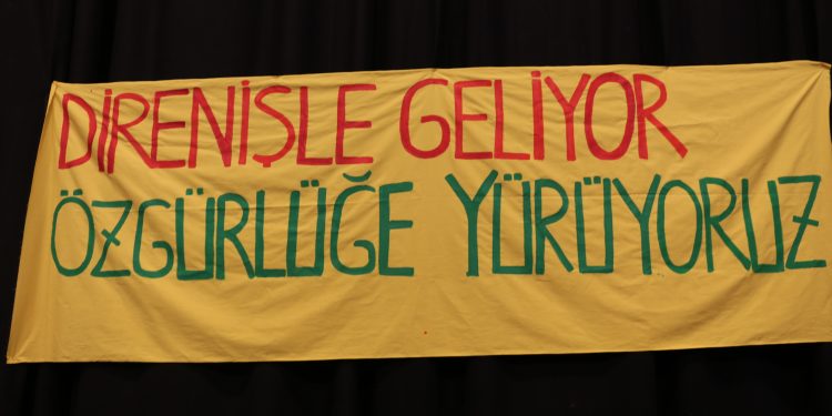 Yurtsever Öğrenci Gençlik, “Direnişle geliyor özgürlüğe yürüyoruz” şiarıyla çalıştay gerçekleştirdi