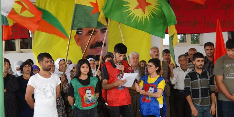 Mexmûr’lu gençler 3 gün sürecek çadır eyleminin startını verdi