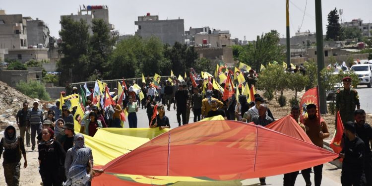 SON DAKİKA – Rojava Kurdistan’lı gençler yönlerini Nisêbîn’e verdi