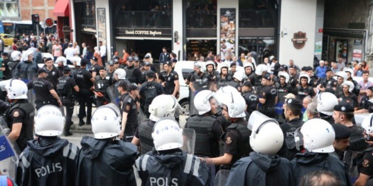 TC’nin Gemlik Yürüyüşü korkusu: 46 kişi rehin alındı