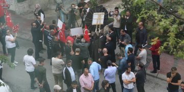 Faşistler HDP Genel merkezine saldırdı