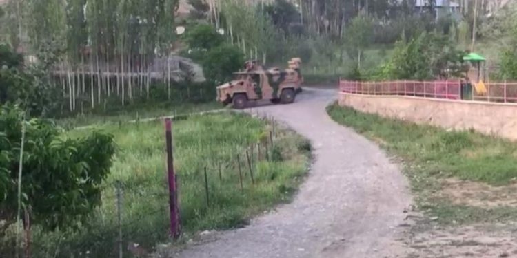 İşgalci TC, 20 kişiye işkence ederek saldırı yaptığı alanlara götürdü