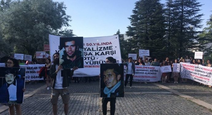 16 gencin rehin alınma süreleri uzatıldı