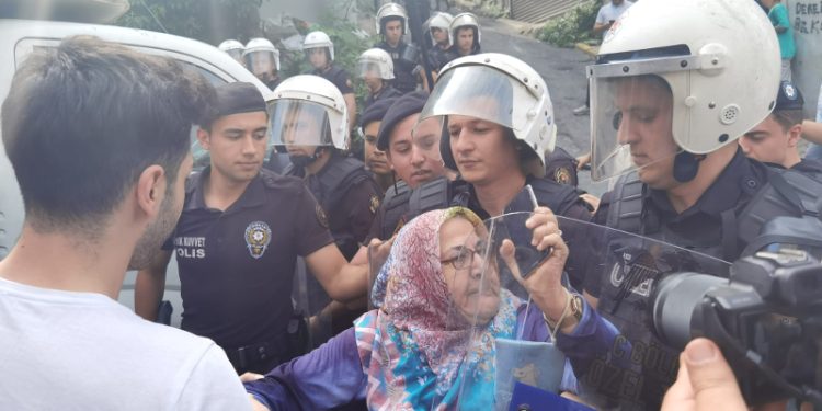 Rant için evinden çıkarılmak istenen Okmeydanı halkının direnişi devam ediyor