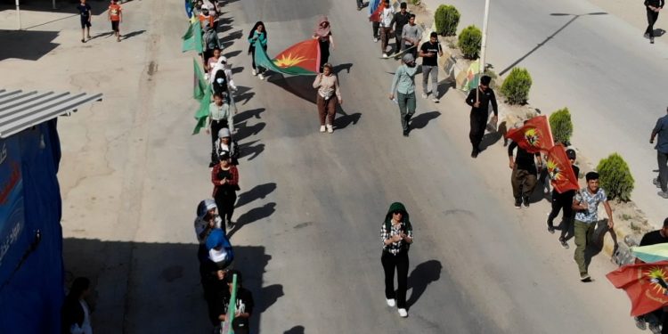 Rojava gençlerinin yürüyüşü 3’üncü gününde devam ediyor