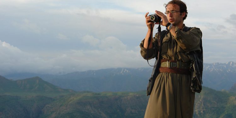 Beni Bağışlayın- Ve anlıyorum ki bir tek, ışık aynı anda ve her yerde olabiliyor