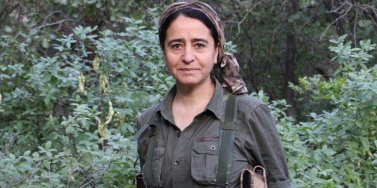 Zozan Çewlîg: ” 15 Ağustos klasik-geleneksel-köleleştirici toplumsal gerçeğe karşı özgürlük mücadelesini başlatmanın miladıdır”