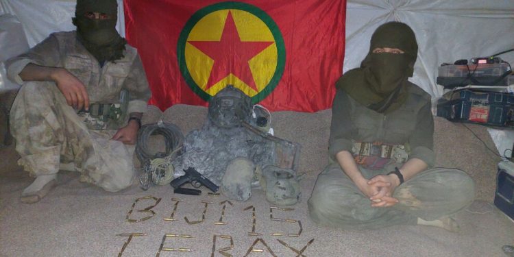 Gerîla TV gerillaların el koyduğu silah ve askeri malzemelerin görüntüsünü yayınladı