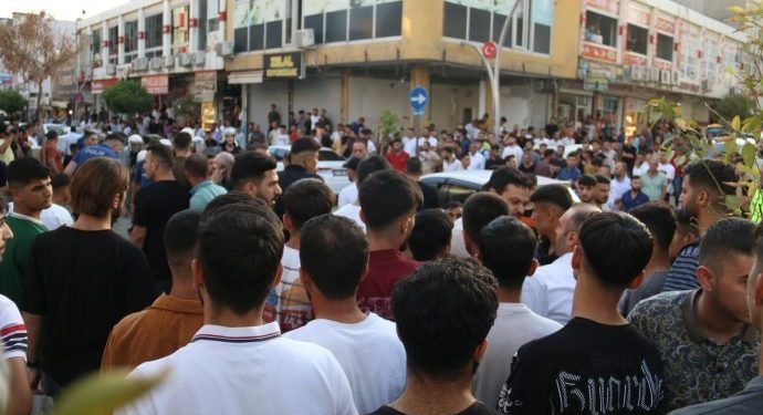 Silopî’de halk çocuk tacizcisine müdahale etti