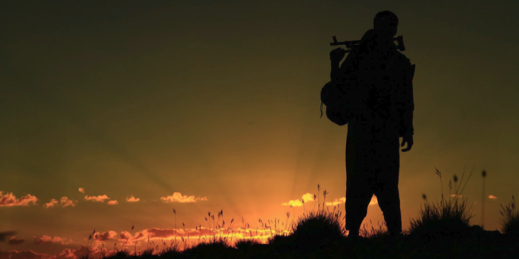 Gerillanın kaleminden – Gecede yağmur kokusu ve ıslak bakışlar…