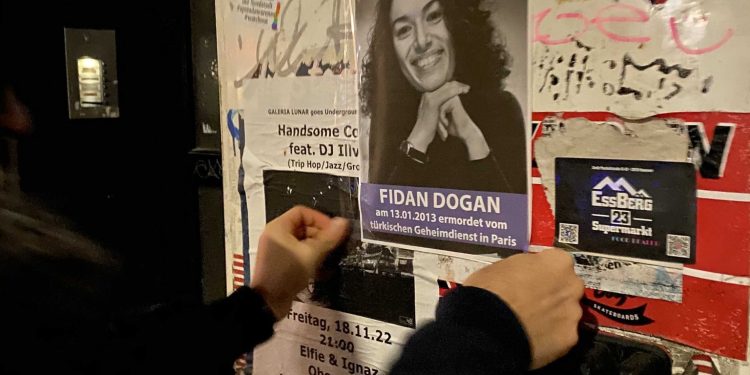 TekoJIN Hannover’den pankart ve afişleme eylemi