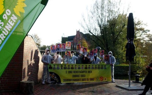 TekoJIN ve TCŞ Hamburg Yeşiller Partisi eyalet üyeleri toplantısında kimyasal silahlara dikkat çekti