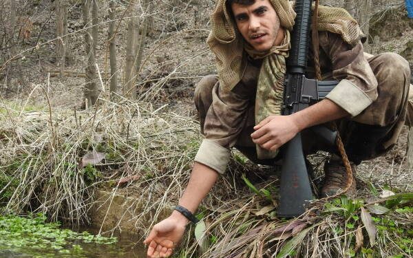 “Ölümsüz enternasyonal komutanımız Delîl yoldaş, Şengal halkı ve biz mücadele arkadaşları tarafından her daim örnek alacaktır”