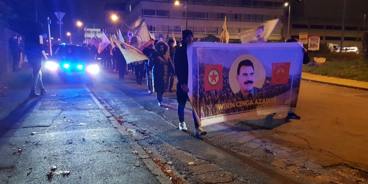 TekoJIN ve TCŞ’den Grigny’de Önder Apo için yürüyüş