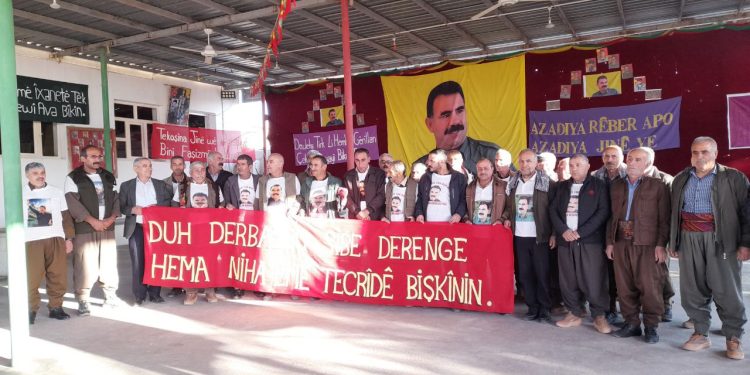 Mexmûr halkı eyleminin birinci gününde