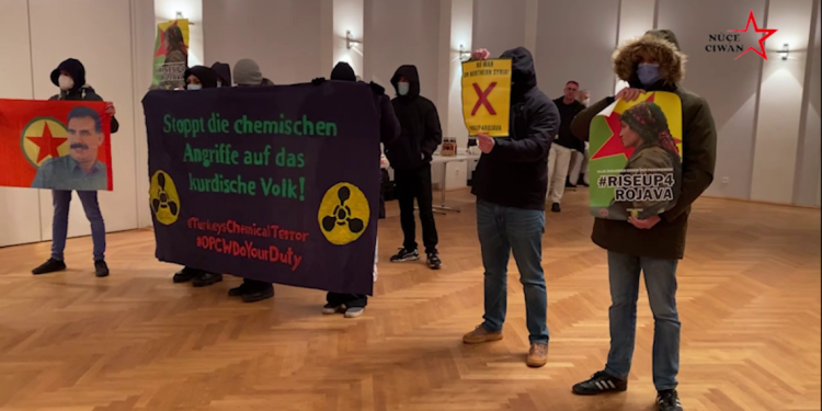 Enternasyonalist ve Kürt gençlerden Stuttgart SPD’de eylem