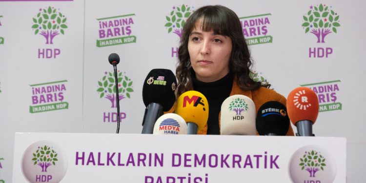 HDP Gençlik Meclisi: Özgürlük isteyen gençler gümbür gümbür geliyor