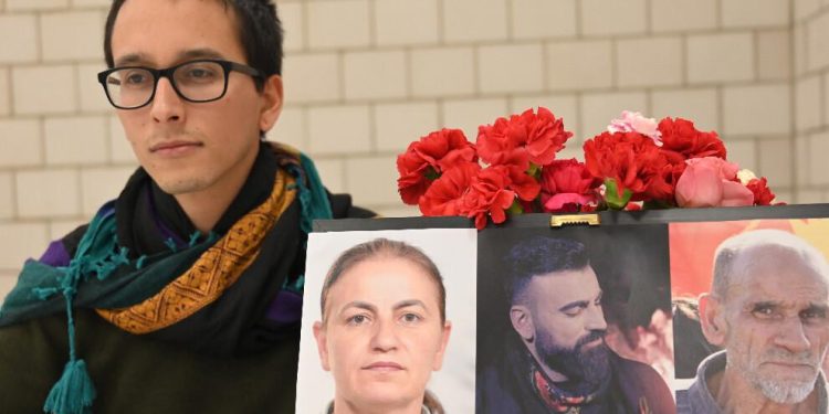 Enternasyonalist gençler, herkesi 7 Ocak’ta Paris’teki yürüyüş ve mitinge çağırdı