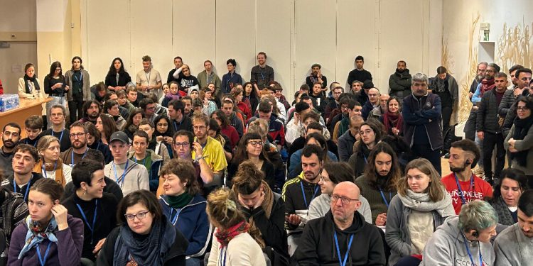 150 enternasyonalist Uzun Yürüyüş için Cenevre’de bir araya geldi