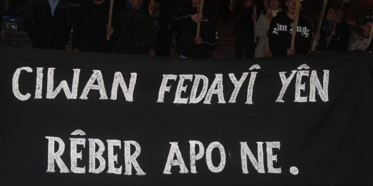 Mexmûr’da genç kadınlar ve gençlik öncülüğünde meşaleli yürüyüş