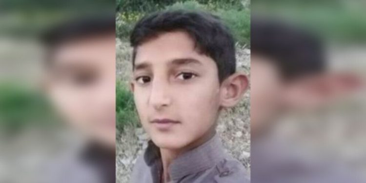 İran rejimi 14 yaşında bir çocuğu vurdu