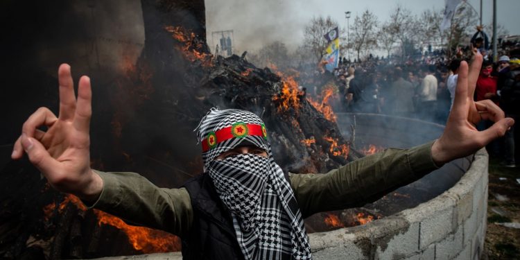 Kürt gençliği ve bütün Kürtler bu Newroz’u bir devrime dönüştürmeliler
