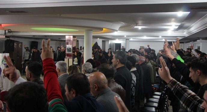 “Gençlik Devrime Yürüyor” şiarıyla düzenlenen etkinlikte Önder Apo vurgusu