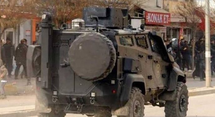 Şirnex’te zırhlı aracın çarptığı çocuk ağır yaralandı