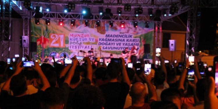 Munzur Festivali’nin 3. gününde direniş şarkıları yankılandı