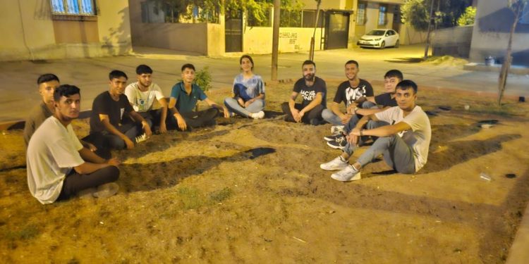 Adana’da gençler özel savaş politikalarını tartıştı