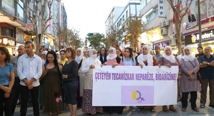 Tecavüz faillerinin serbest bırakılması protesto edildi: Davanın takipçisiyiz