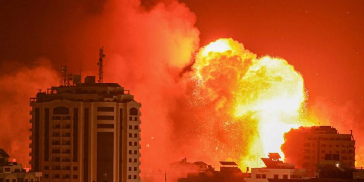 İsrail-Hamas savaşında 4. Gün: 1500 Hamaslı savaşçının cenazesi bulundu