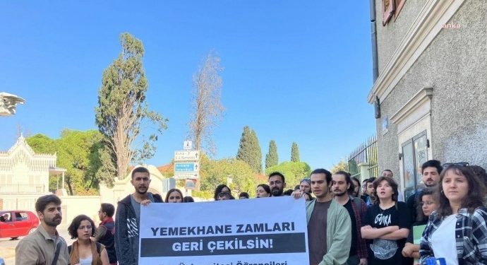 “AKP iktidarı yaşanan krizin faturasını rektörlükle beraber öğrencilere ödetiyor”