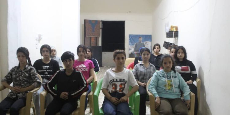Halepli Genç Kadınlar kendilerini ideoloji boyutta eğitiyor