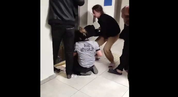 Mûş Kız KYK yurdunda da asansör düştü