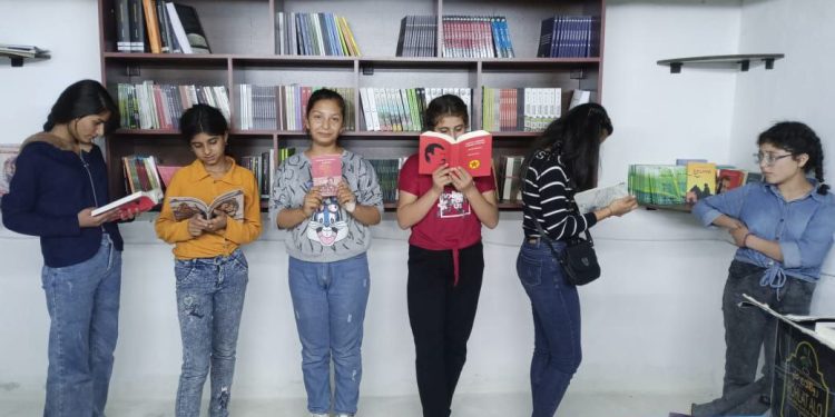 Şehba’lı genç kadınlar “Devrimci Halk Savaşı” temelinde eğitim görüyor