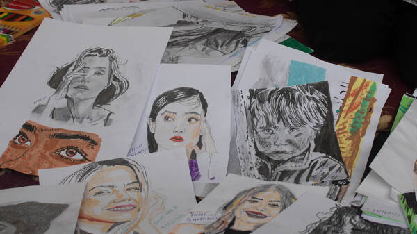 Çizimleri ile beğeni toplayan Şêrîn destek bekliyor