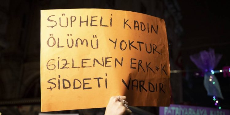 JINNEWS: 36 kadın katledildi, 23 kadın şüpheli bir şekilde yaşamını yitirdi