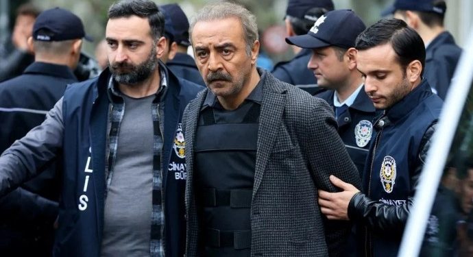 Yılmaz Erdoğan’ın dizisine tepki: Katledilen kadınlardan da mı utanmadınız?