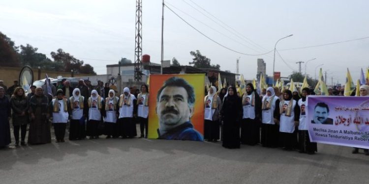 Reqka, Tebqa ve Derazor halkı Önder Apo için alanlardaydı