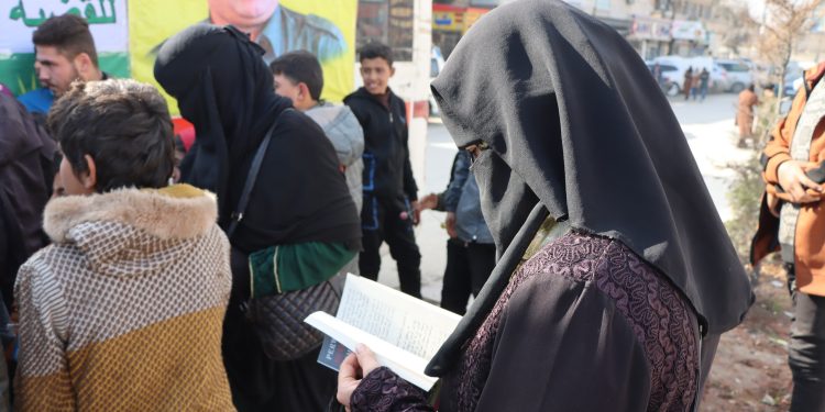 Minbiçli gençler, Gezgin Kütüphane faaliyetiyle Önder Apo’nun fikirlerini yayıyor