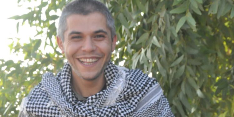 Güleç yüzlü cesur devrimci