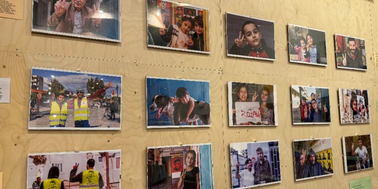 Lavrio Kampı’nın son 8 yılını fotoğrafladı: Küçük Kurdistan yarattılar