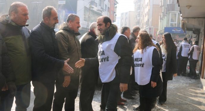 Özgürlük Yürüyüşçüleri Devrimci Gençlik Köprüsü’nde